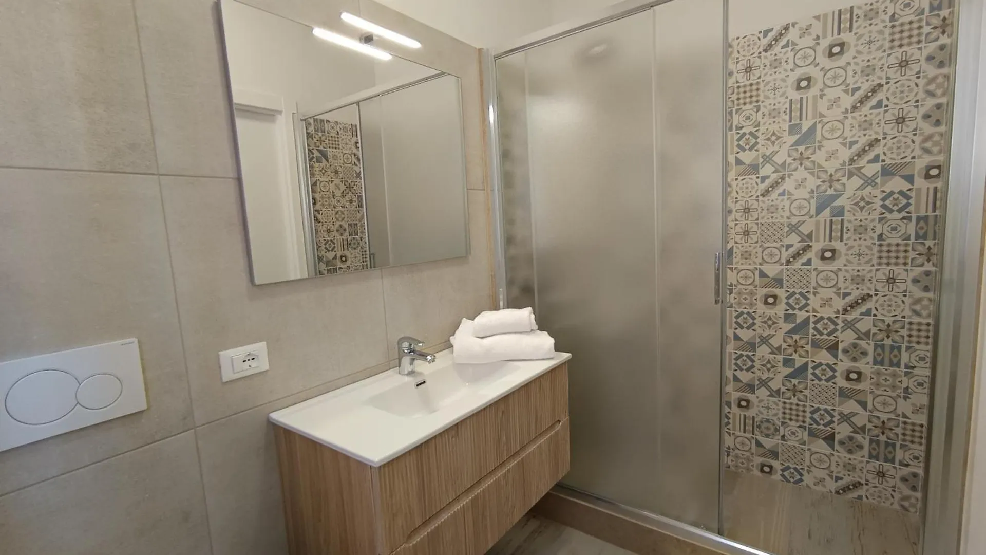 Luxury Apartments Riva Vena Κιότζα 0*,  Ιταλία
